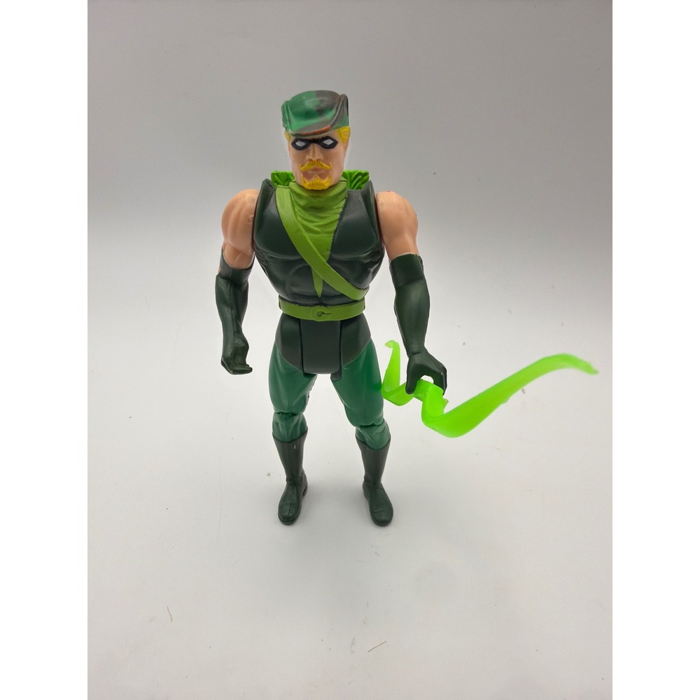Vintage 1985 DC Comics Super Powers Green Arrow Action Figure with Bow Quiver
